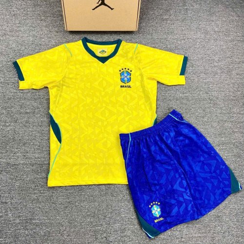 Bộ Bóng Đá Brazil VàngTrẻ Em Worlcup 2026 Sân Nhà