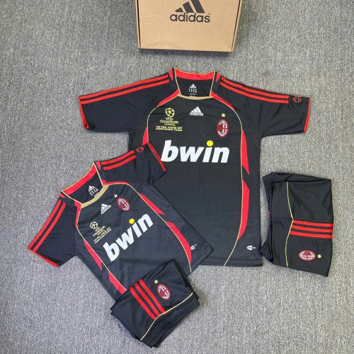 Bộ Bóng Đá AC Milan Retro 2006/2007 Đen