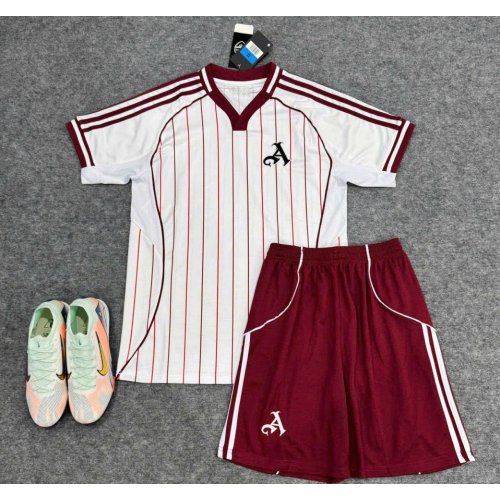 Bộ Bóng Đá Arsenal Sân Tập 25/26 Trắng Đỏ Mận