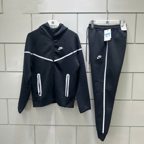 Bộ Quần Áo Thể Thao Nike Teck 0754 Rep 1-1 Chuẩn