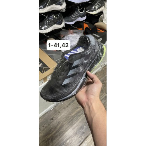 Giày Thể Thao Adidas Đen Chấm Trắng