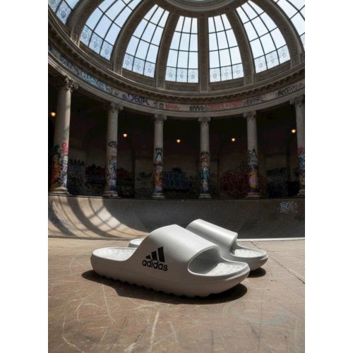 DÉP ĐÚC ADIDAS CẠNH XÁM