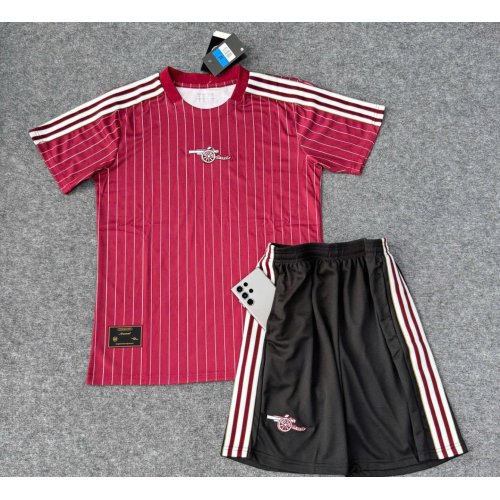 Bộ Bóng Đá Asenal Di Chuyển 2026 Đỏ Mận Sọc Trắng